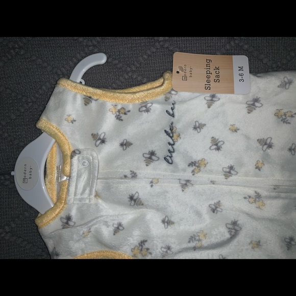“Little Bee” Sleep Gown - Picture 2 of 3